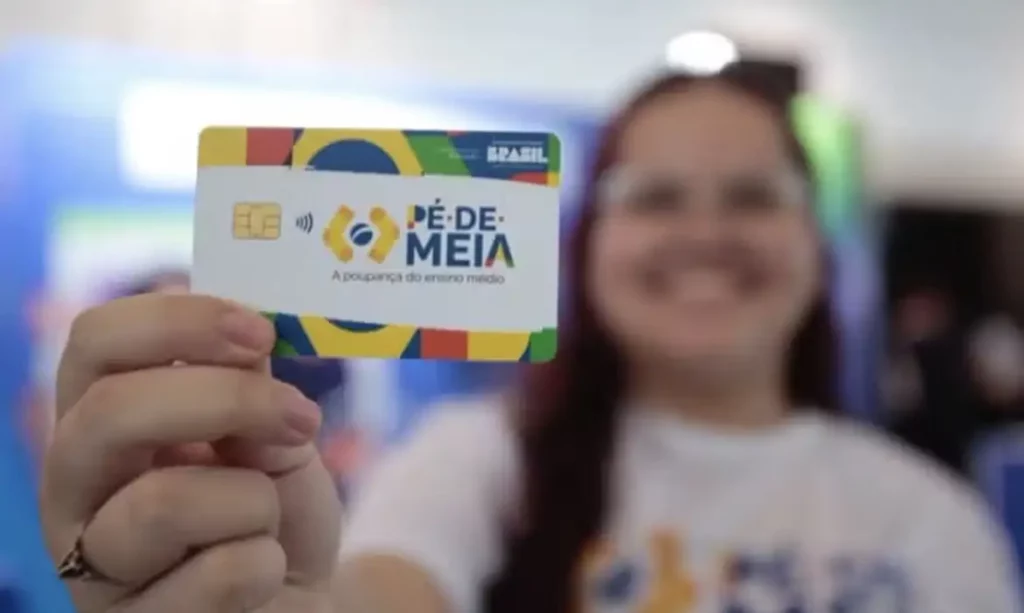 Pagamento da terceira parcela do incentivo frequência do Pé-de-Meia começa nesta segunda-feira