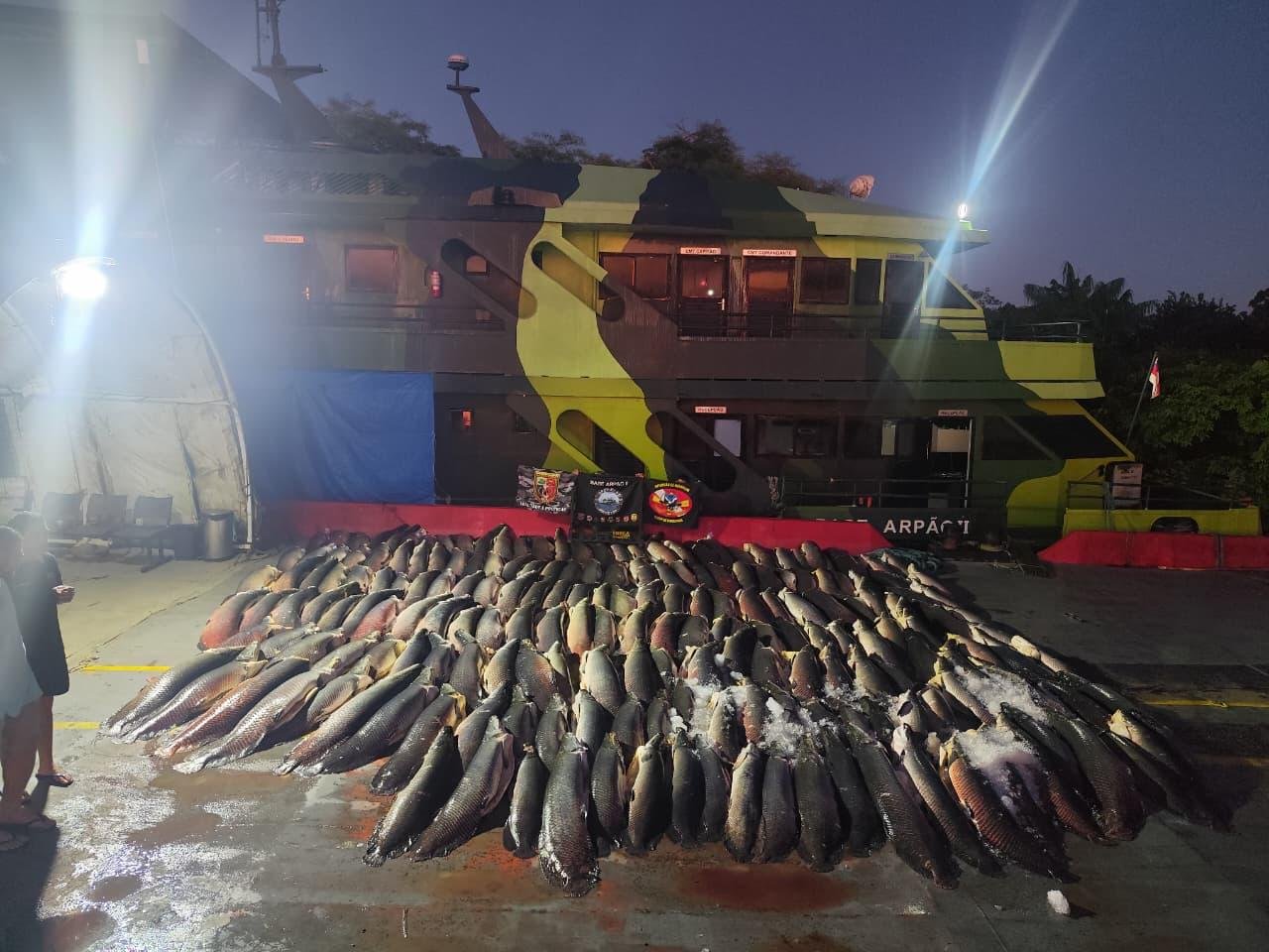 PMAM Apreende 26 Toneladas de Peixe Ilegal e Destina à Comunidade em Coari