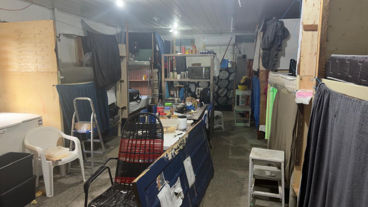Irregularidades no Núcleo Prisional da PM: Celulares e Ar-Condicionado Encontrados