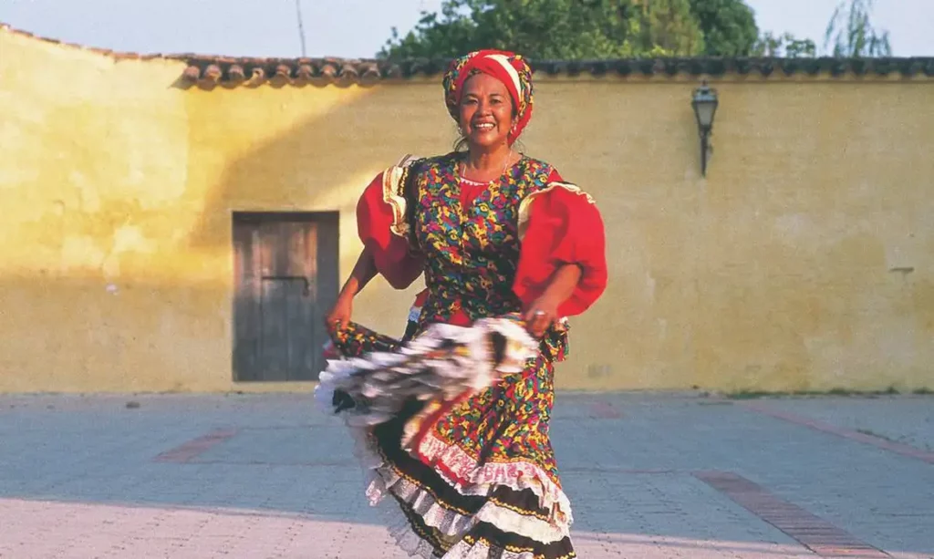 Morre Totó La Momposina, cantora colombiana, aos 85 anos no México