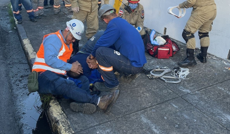Homem cai de 10 metros durante manutenção em poste na zona sul de Manaus