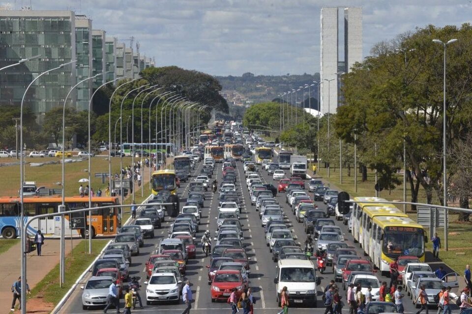Câmara aprova renovação automática da CNH para motoristas sem infrações