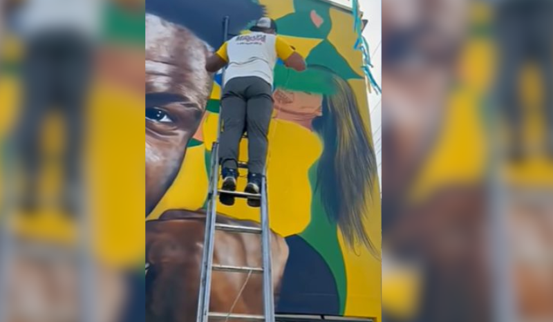 Mural em Pouso Alegre é alterado após separação de Virgínia e Vini Jr