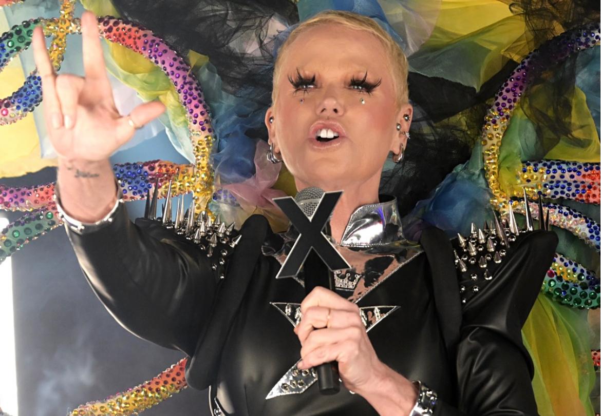 Xuxa pode brilhar em megashow nas areias de Copacabana