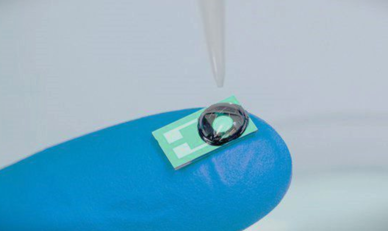 Chip com IA e saliva detecta metástase de câncer bucal com precisão