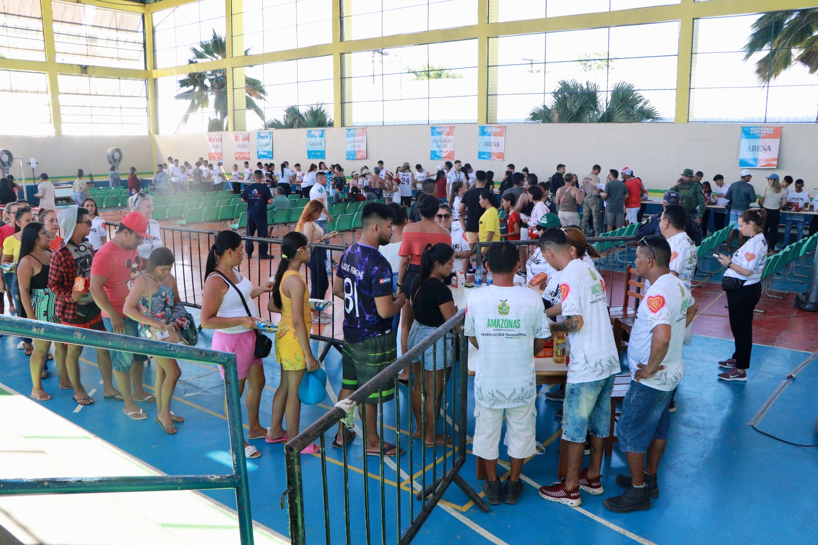 Troca de Alimentos por Pulseiras da Festa dos Visitantes 2026 em Parintins