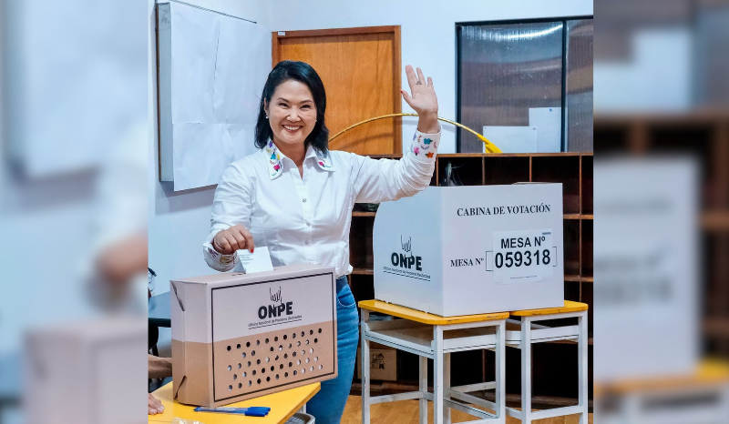 Fujimori se aproxima da presidência do Peru enquanto Sánchez convoca protestos
