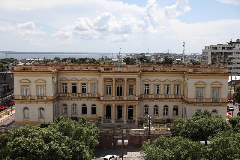 Mudanças nos horários dos espaços culturais durante o Festival de Parintins 2026