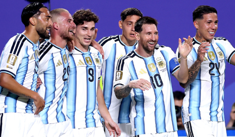 França e Argentina buscam classificação na Copa nesta segunda-feira