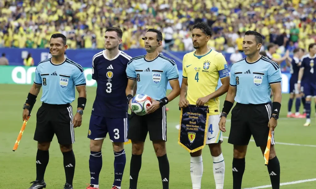 CBF protesta contra gol anulado de Vinícius Júnior na Copa do Mundo