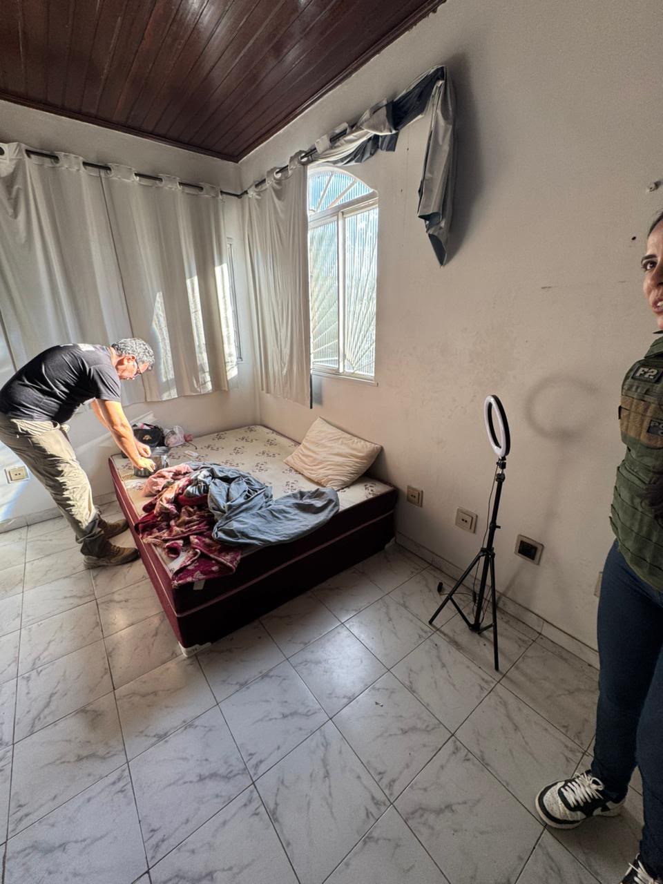 Cabo da PM é preso por explorar adolescentes em prostituição em Manaus
