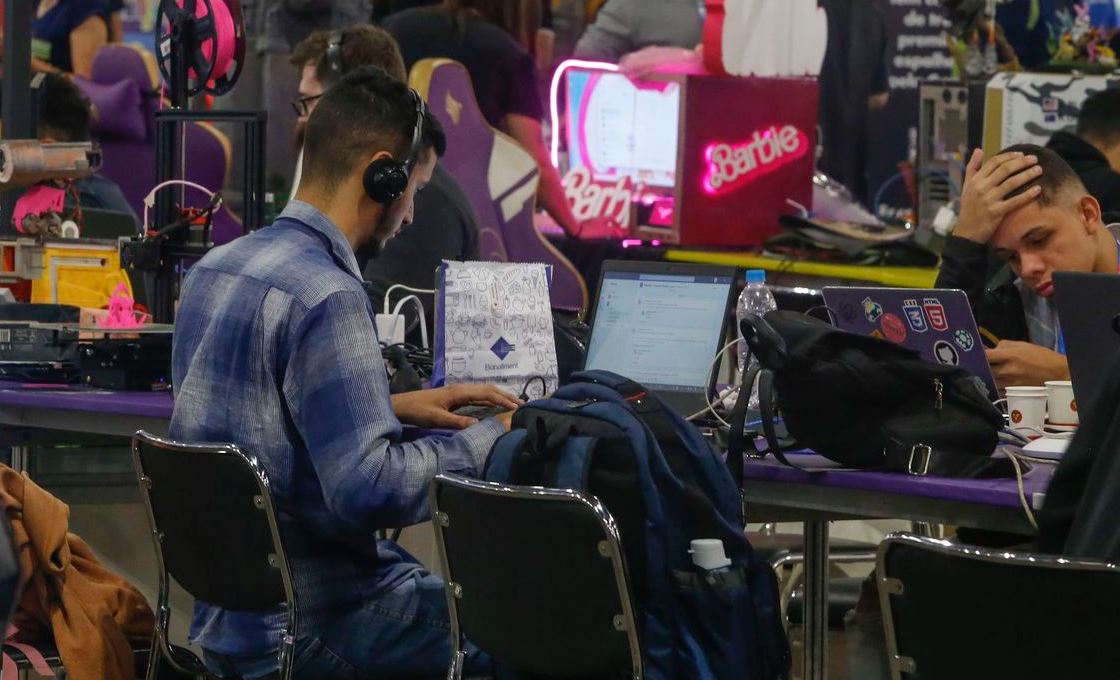 Mais da metade dos jovens brasileiros está ocupada, mas 6,2 milhões são 'nem-nem'