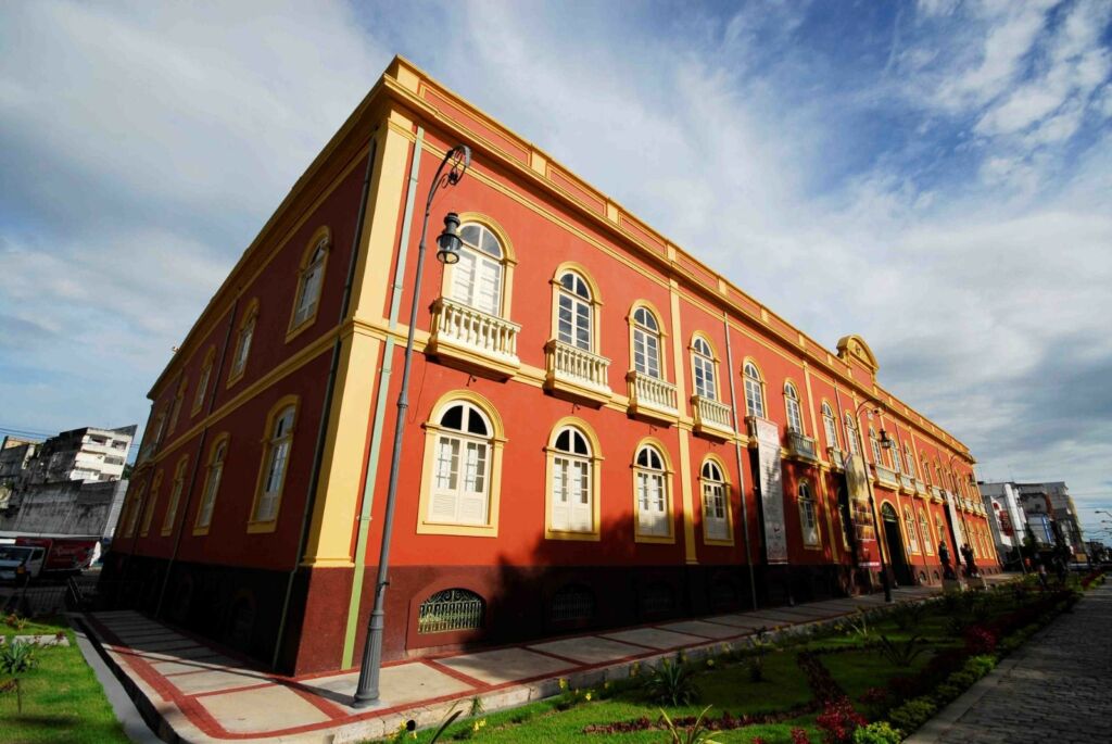 Alterações no Funcionamento dos Espaços Culturais em Manaus na Segunda-feira