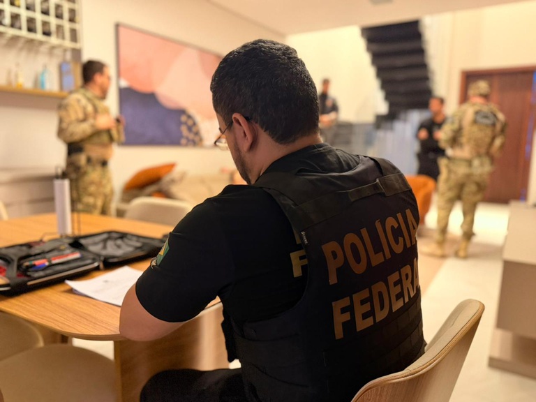 Polícia Federal investiga desvio de R$ 45 milhões da Caixa Econômica