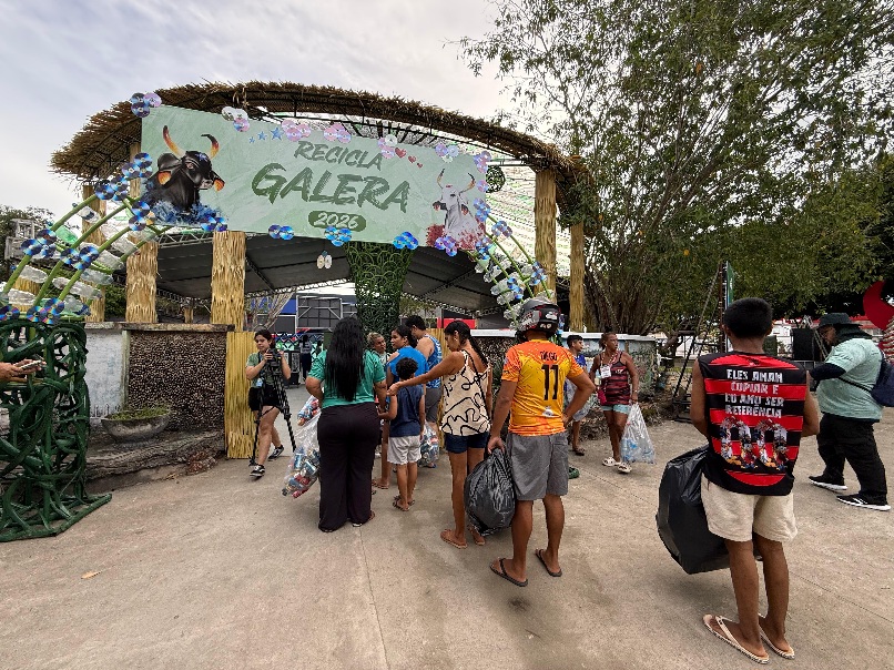Parintins 2026: Troca de Resíduos por Pulseiras no Projeto 'Recicla, Galera'