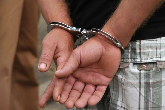 Homem é preso suspeito de estupro contra enteada de 13 anos em Manaus