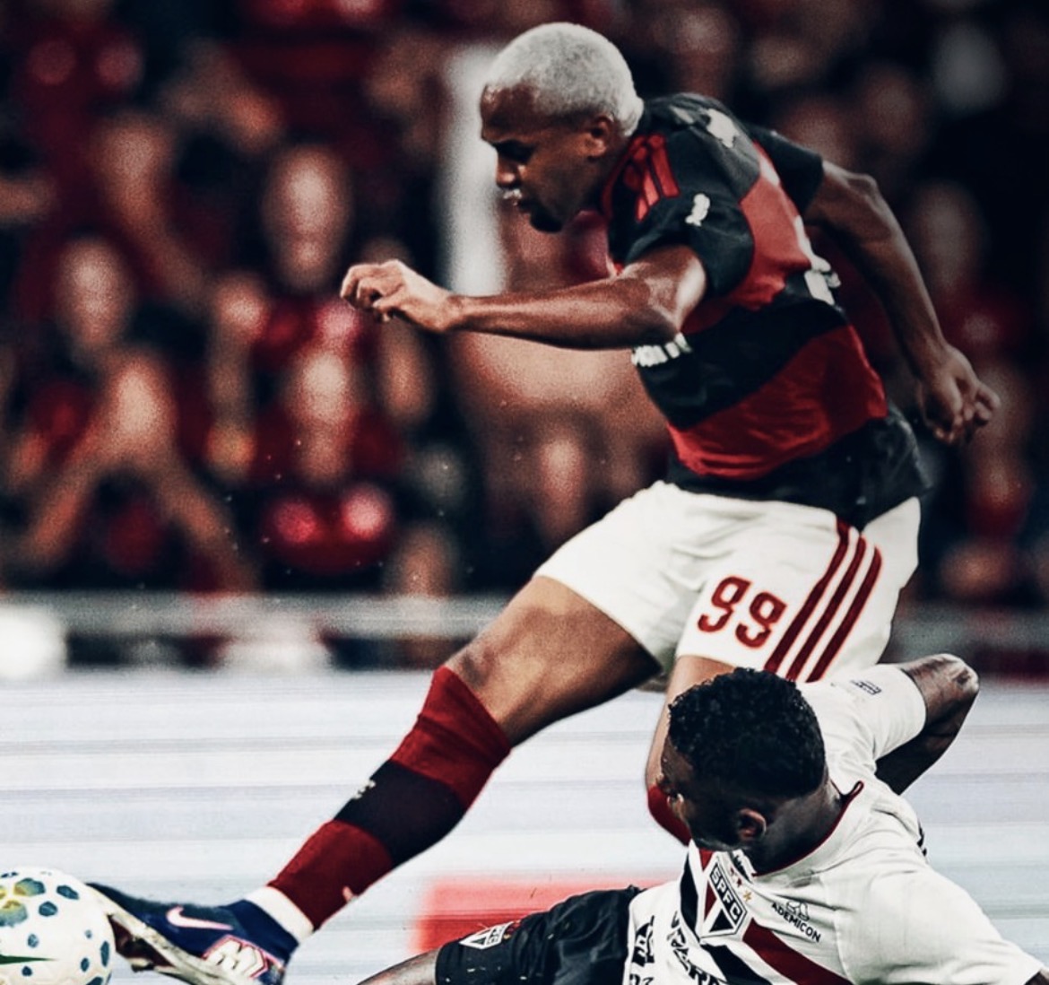 Flamengo e São Paulo empatam em 1 a 1 no Maracanã pelo Brasileirão