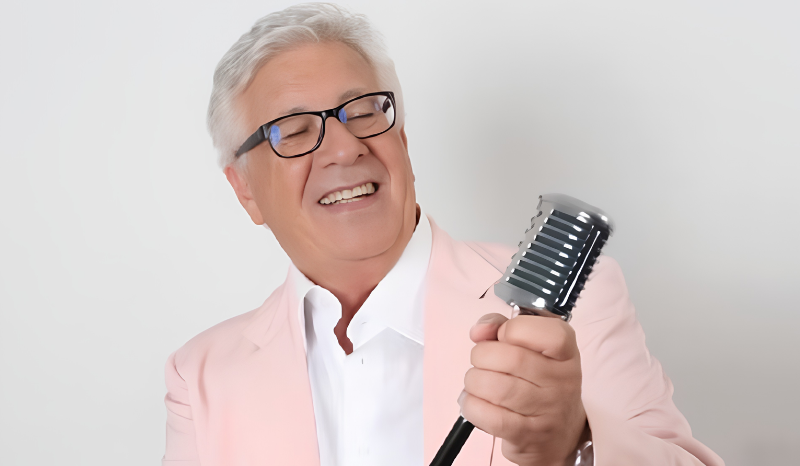 Falece Peppino di Capri, ícone da música italiana, aos 86 anos