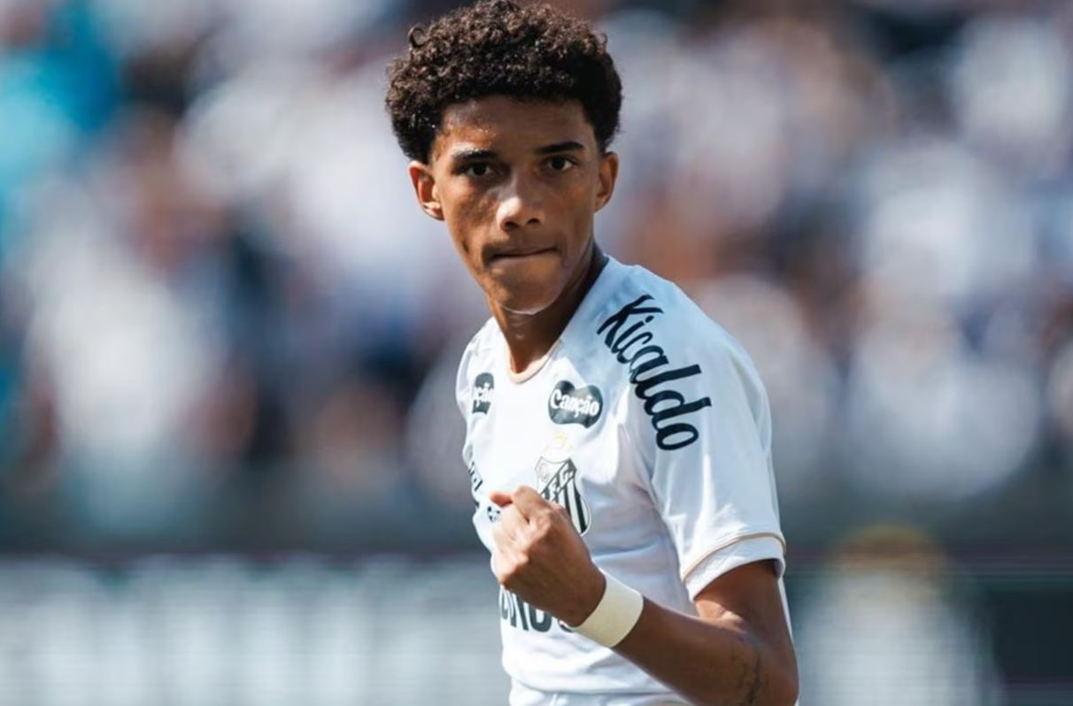 Filho de Robinho retoma antigo apelido e brilha em amistoso pelo Santos