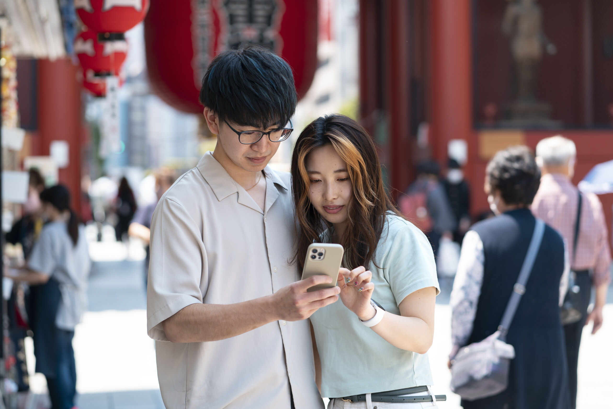 China impõe restrições a relacionamentos entre humanos e chatbots