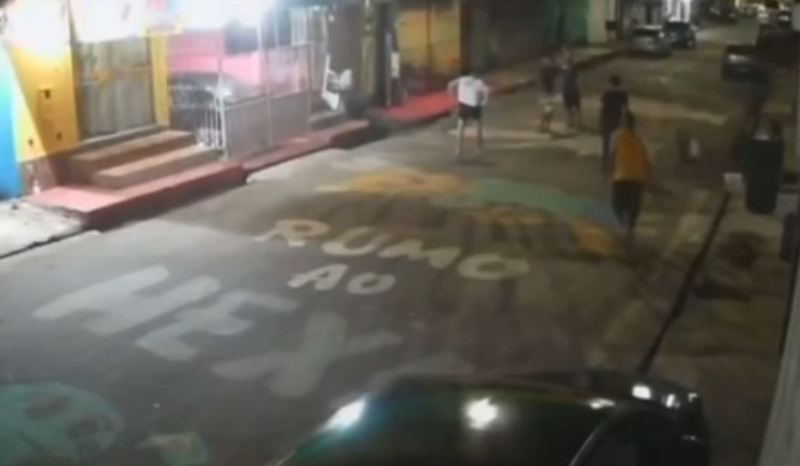Discussão entre amigos termina em morte em Manaus na noite de quinta-feira
