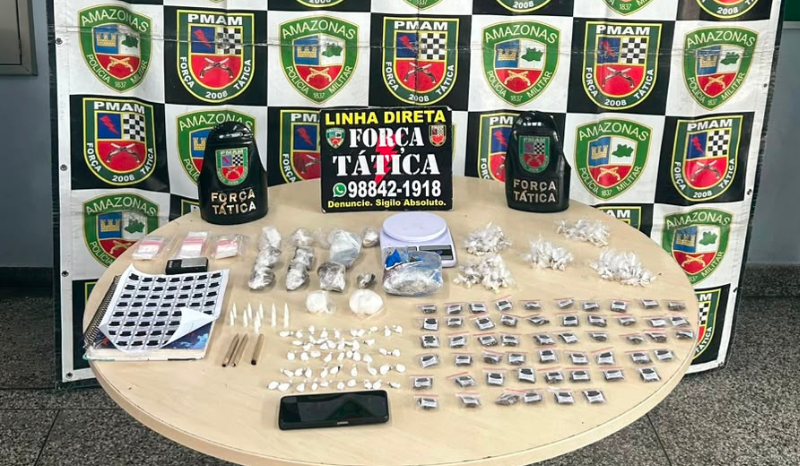 Dois homens são presos em operação policial na Compensa por tráfico de drogas