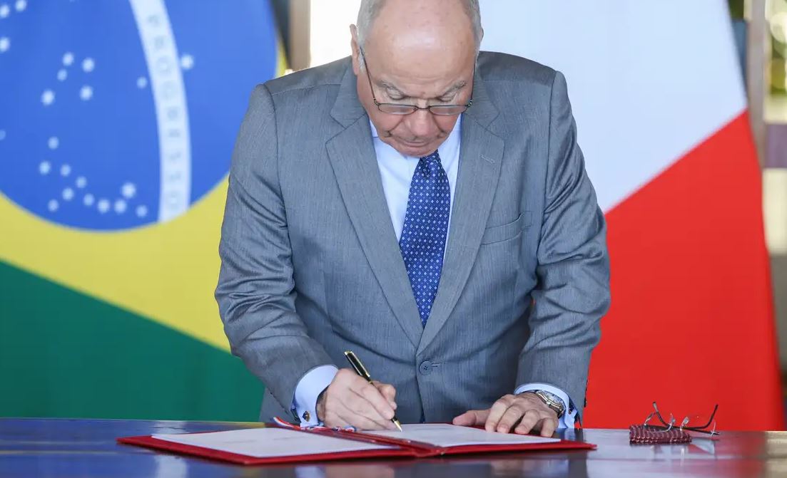 Itamaraty alerta sobre possível ação militar dos EUA no Brasil