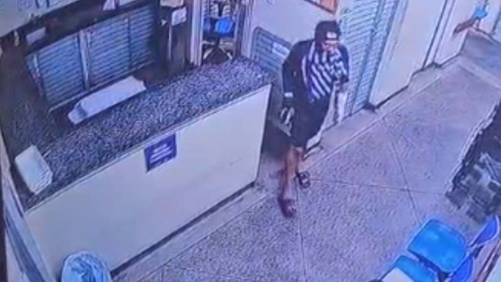 Homem é flagrado furtando celular em SPA da Zona Sul de Manaus