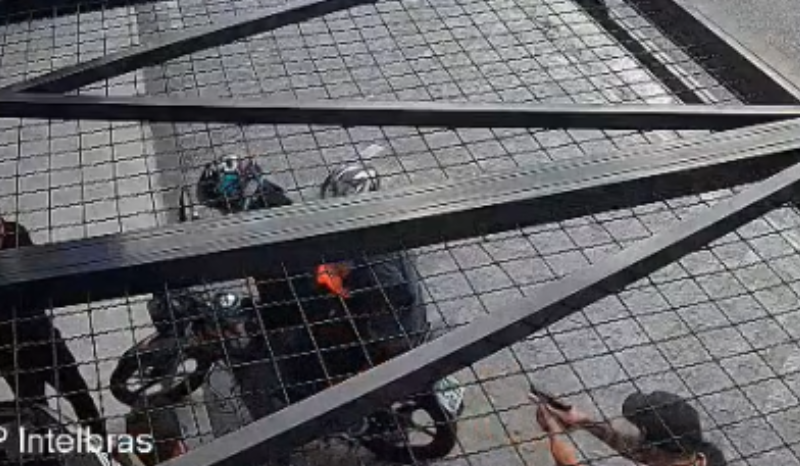 Homem morre após ser baleado por policial em simulação de assalto