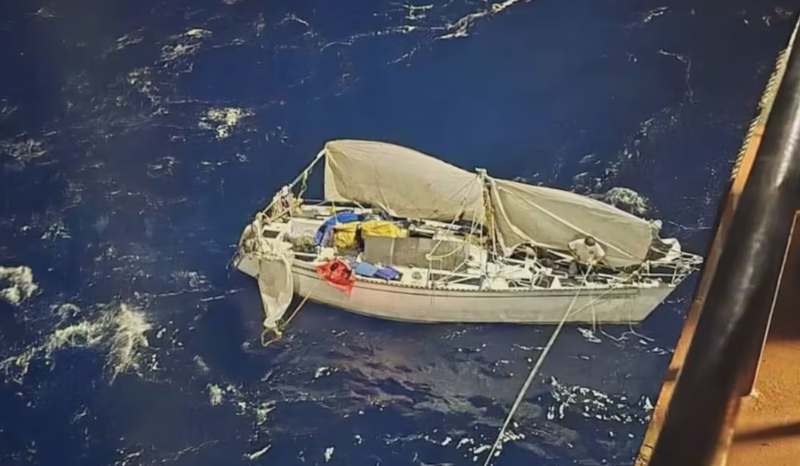 Homem sobrevive mais de um mês no Oceano Pacífico antes de ser resgatado
