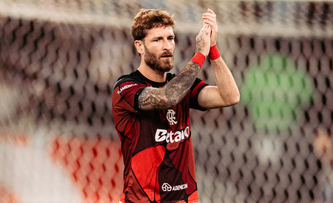 Léo Pereira se torna zagueiro com mais gols pelo Flamengo no século 21