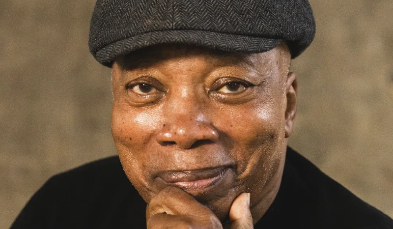 Milton Nascimento está internado para tratar pneumonia, informa equipe