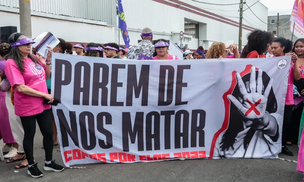 Programa Alerta Mulher Segura regulamenta monitoramento de agressores