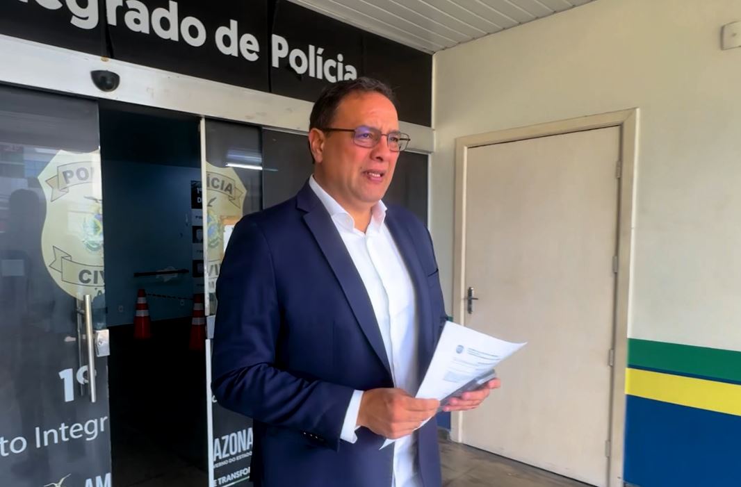 Walter Cruz, comentarista, registra BO contra ex-prefeito por ameaça