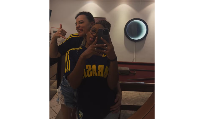 Rebeca Andrade e empresária Gisele geram rumores de romance nas redes sociais