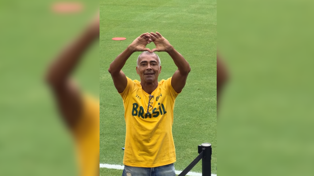 Romário renuncia ao salário de senador durante a Copa do Mundo