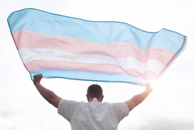 Exclusão de Pessoas Trans e Travestis no Mercado de Trabalho: Dados Reveladores