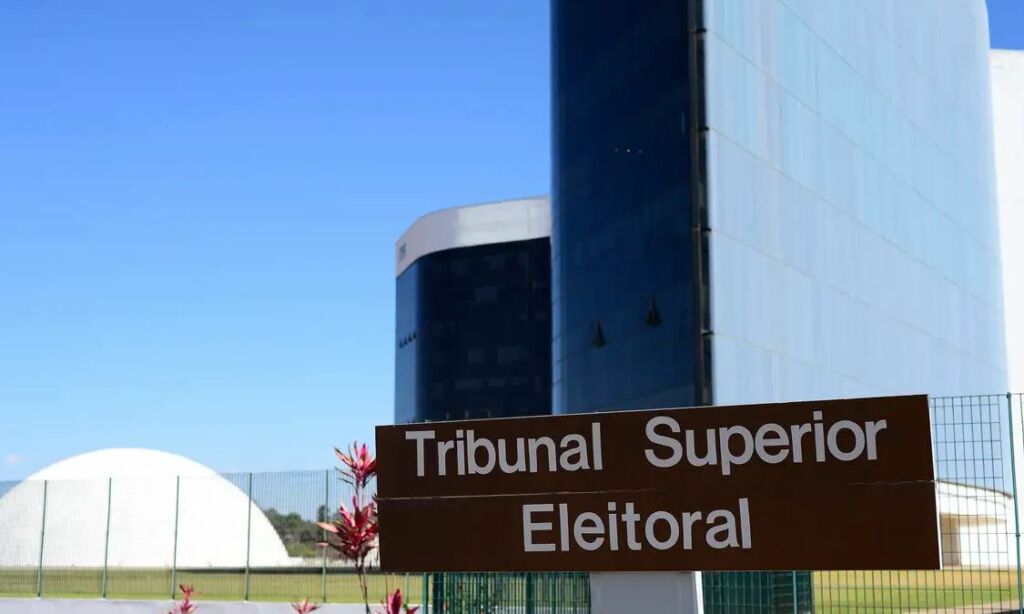 TSE firma parceria com grandes empresas para combater desinformação nas eleições
