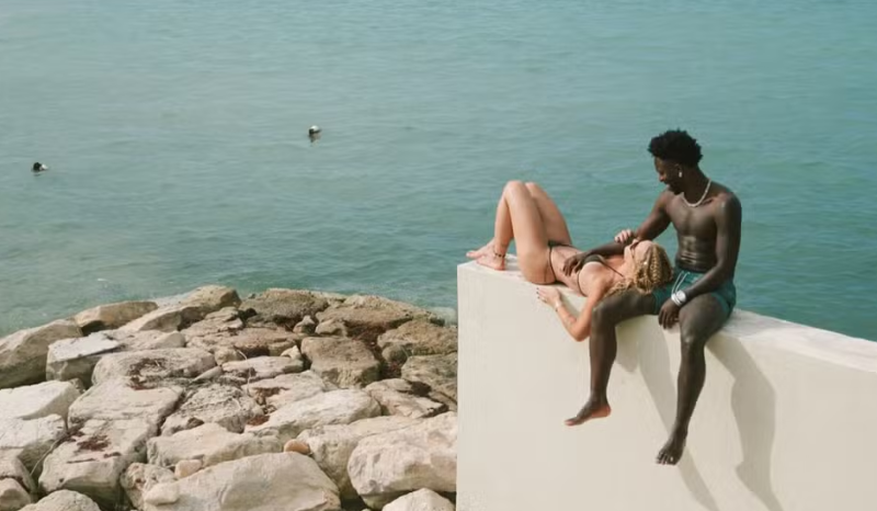Vini Jr. compartilha momentos especiais na Jamaica com Virginia e a família Marley