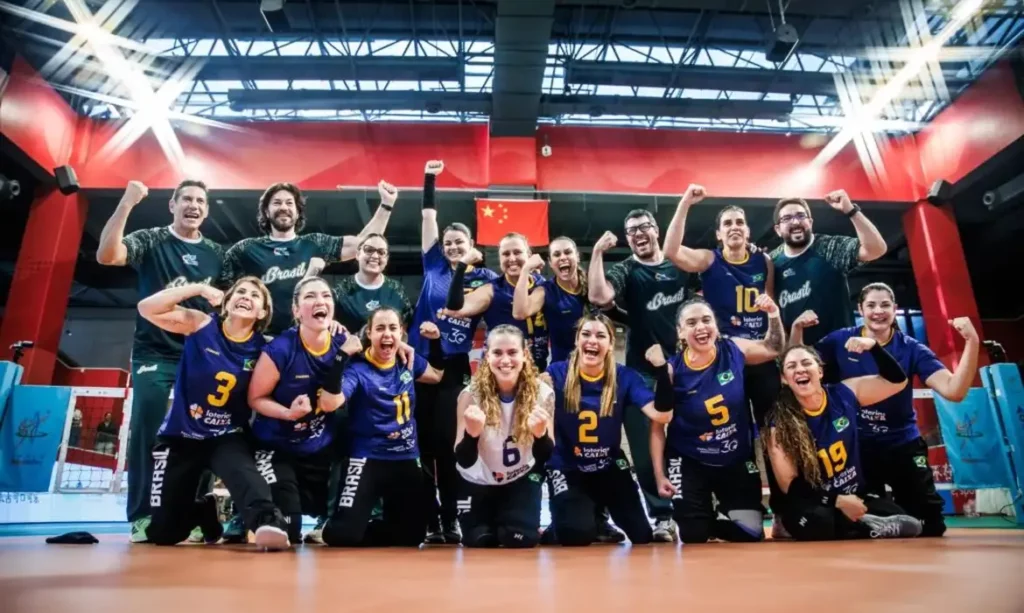 Brasil avança à final do Mundial de vôlei sentado após vencer a China