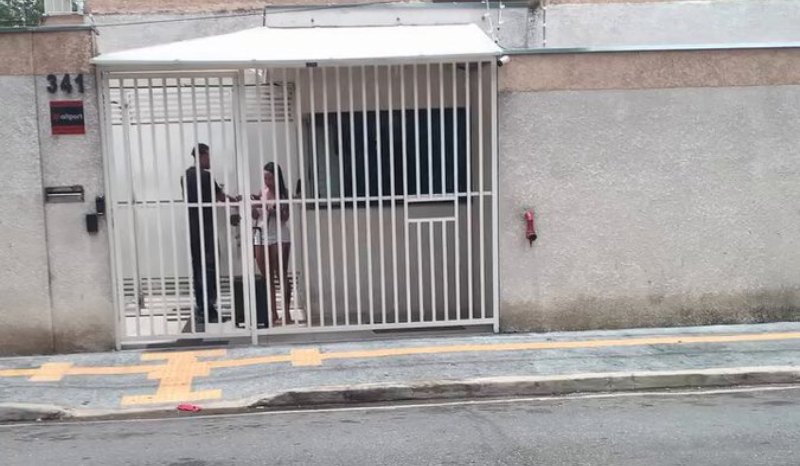 Motorista de aplicativo grava surpresa ao buscar criadora de conteúdo Elisa Sanches