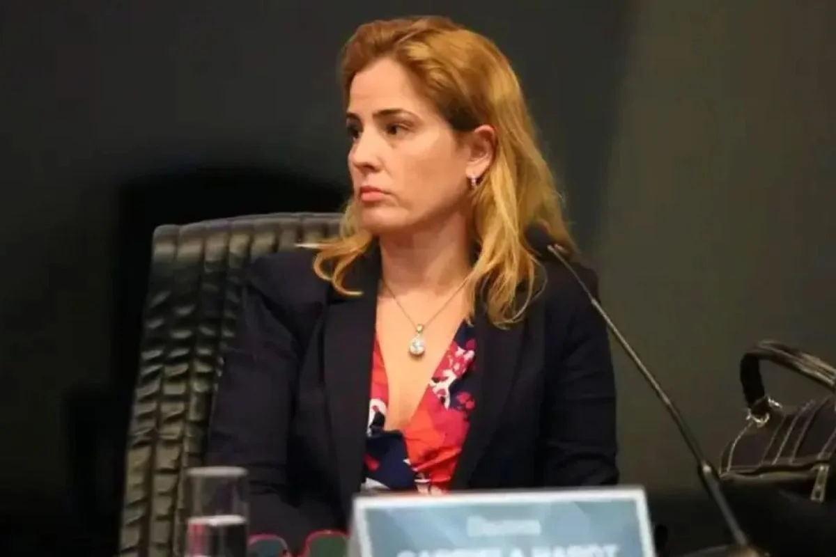 CNJ determina afastamento de ex-juíza da Lava Jato por dois anos