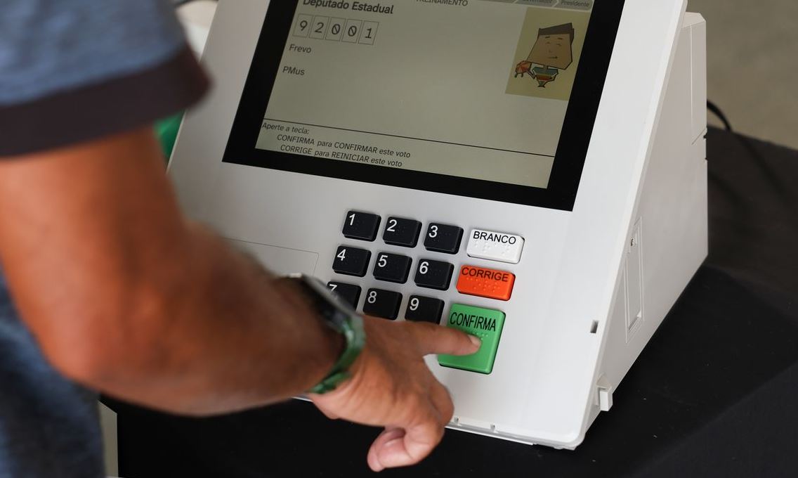 PGR inicia inspeção do código-fonte das urnas eletrônicas para 2026