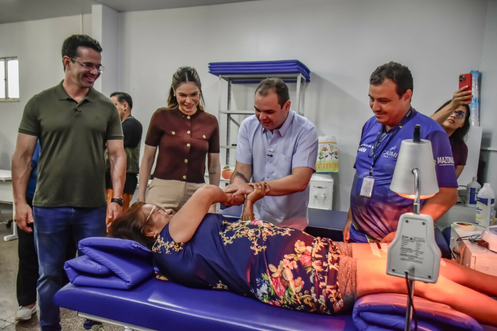 Roberto Cidade apresenta avanços na saúde durante mobilização na zona leste