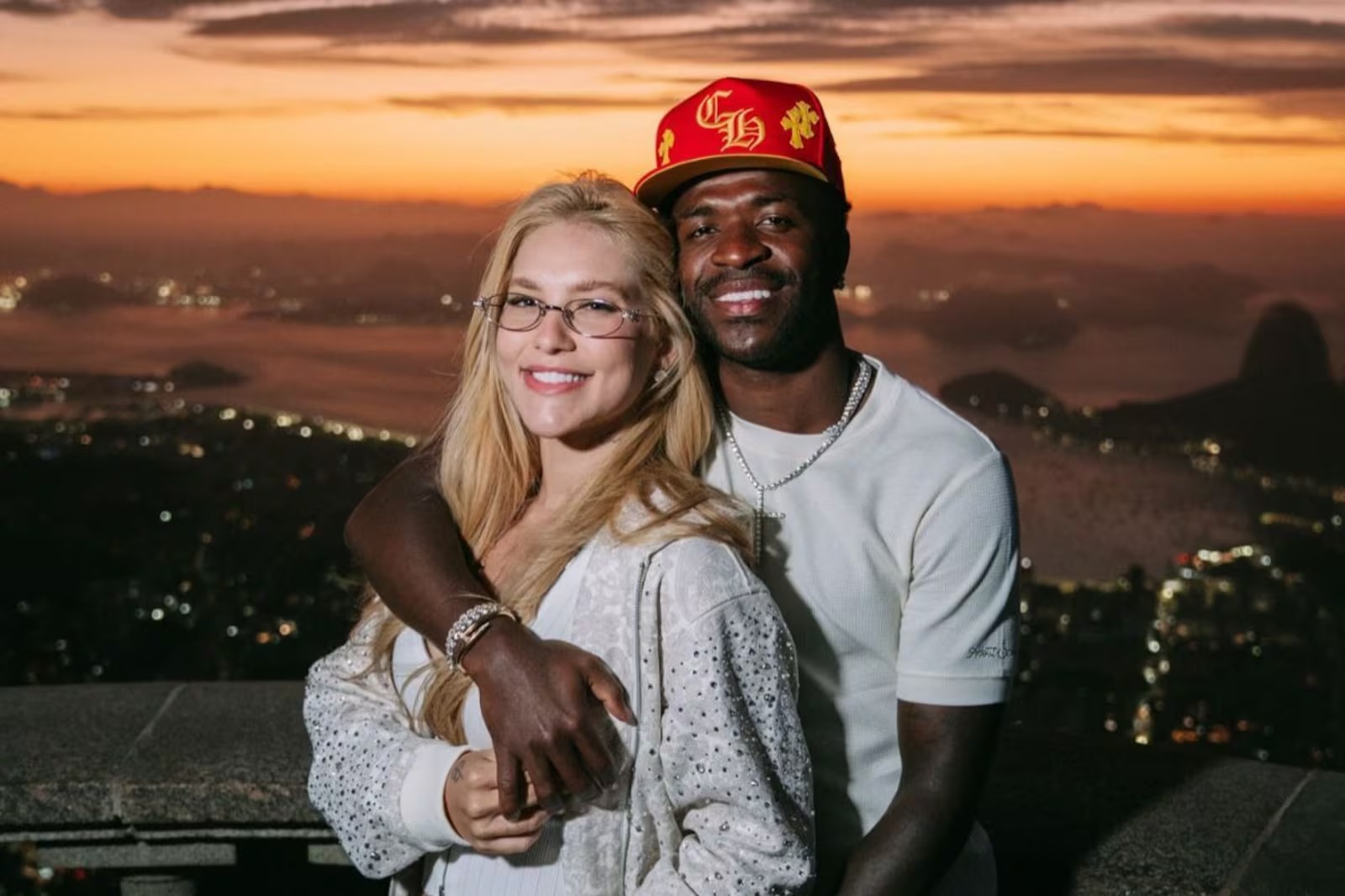 Vini Jr. deixa de seguir 175 perfis no Instagram durante viagem à Jamaica
