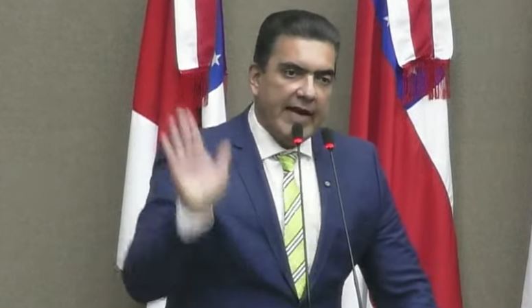 Deputado Abdala Fraxe ameaça secretário Luís Alberto Saraiva na ALEAM