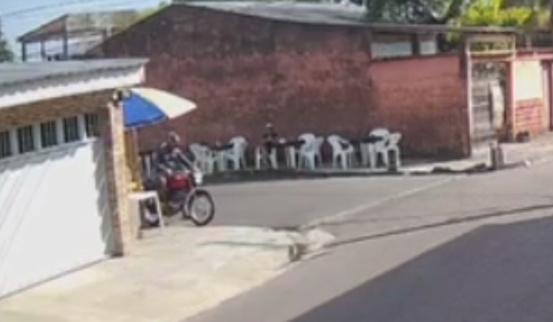 Trio é detido em Manaus após assalto a vendedoras de salgados