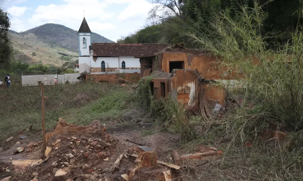 Novas 19 cidades se juntam ao acordo de reparação do desastre de Mariana