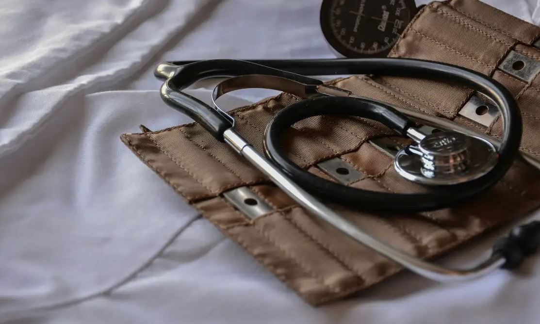 PF desmantela quadrilha de falsificação de diplomas de medicina