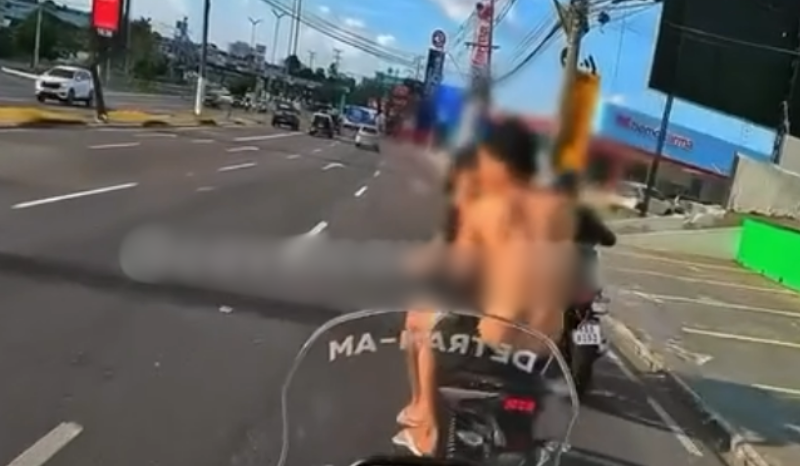 Dois suspeitos são detidos após perseguição e queda em motocicleta em Manaus